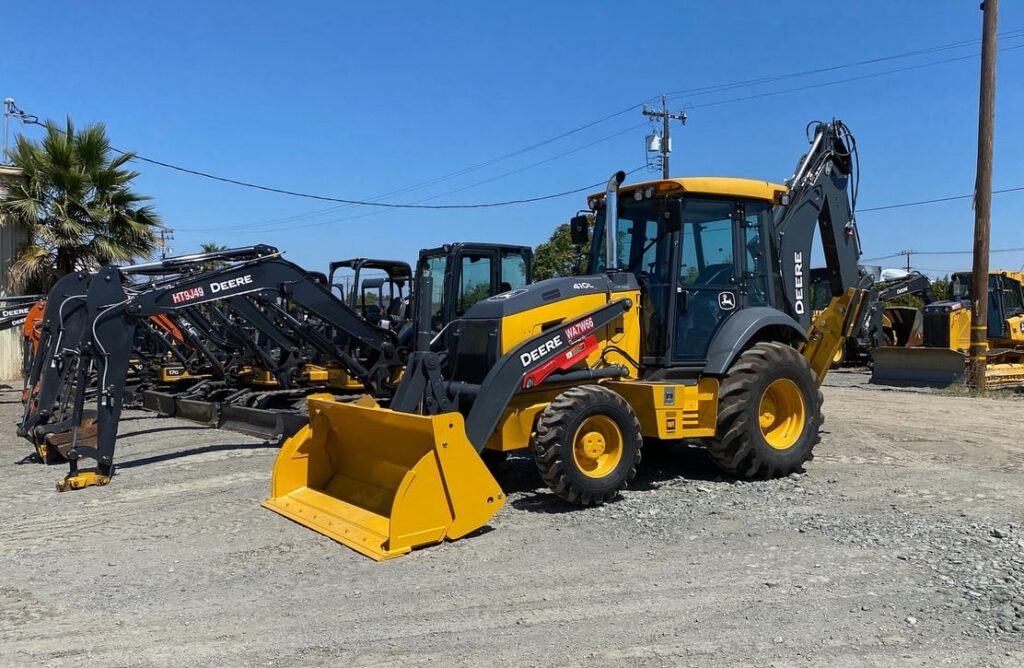 Where to Find Backhoes for Rent